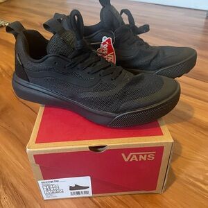 Vans Ultrange rag all black Women’s 8.5, men’s 7